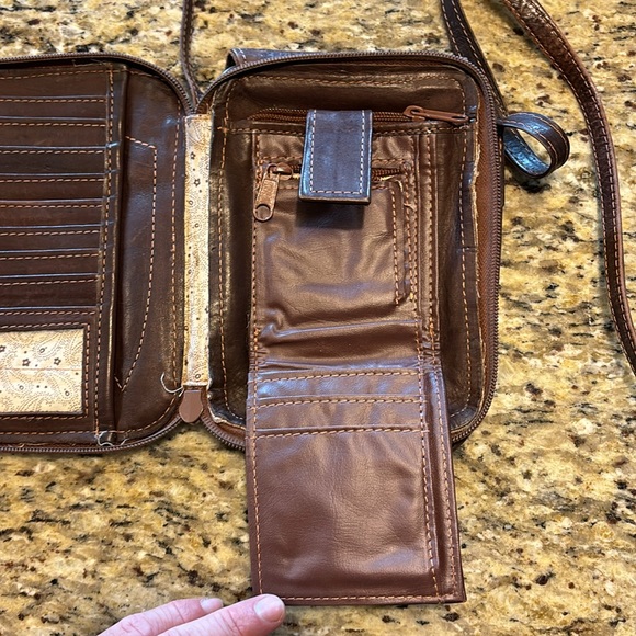 Ropin West Crossbody Purse Hand tooled - Picture 10 of 13